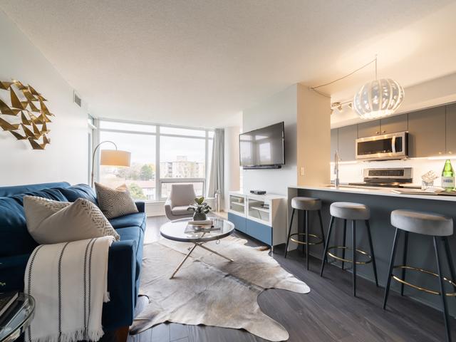 PH111 - 18 Valley Woods Rd