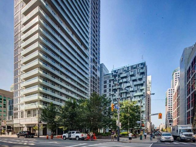 3111 - 300 Front St W