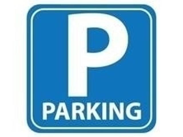 Parking - 510 King St E