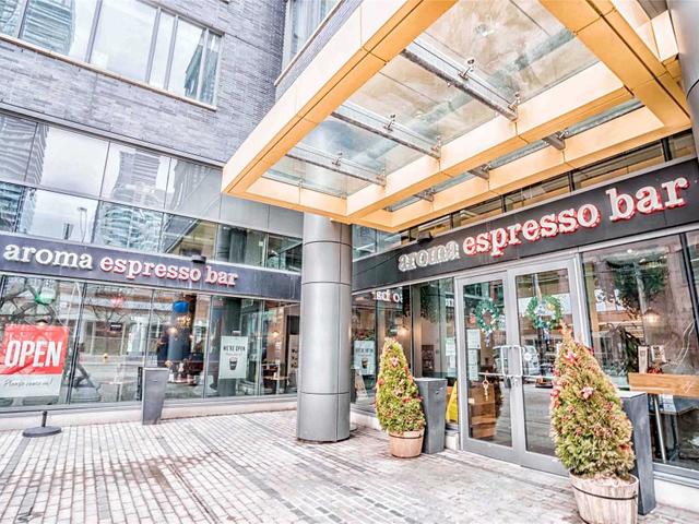 3002 - 8 Charlotte St