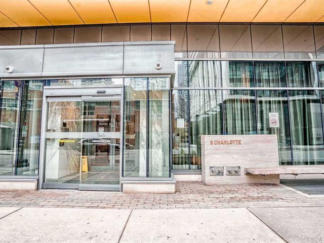 3002 - 8 Charlotte St