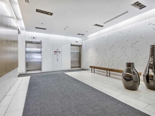 805 - 127 Queen St E