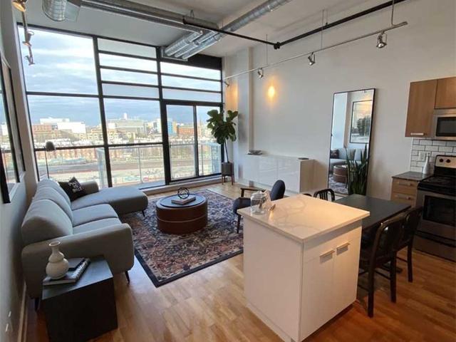 602 - 43 Hanna Ave N