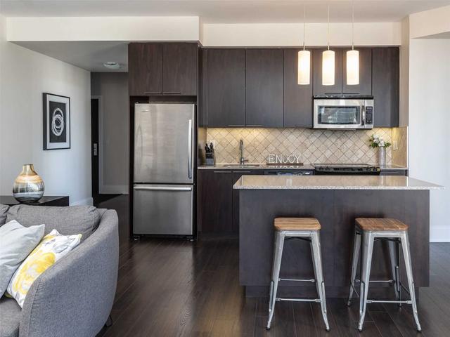 2021 - 70 Roehampton Ave