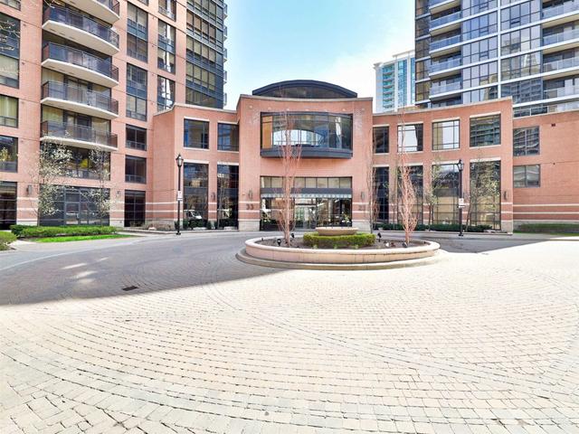 1705 - 33 Sheppard Ave E