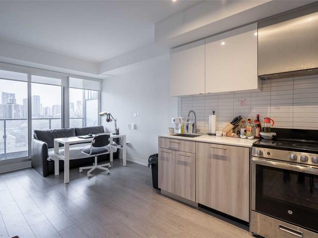 1603 - 251 Jarvis St