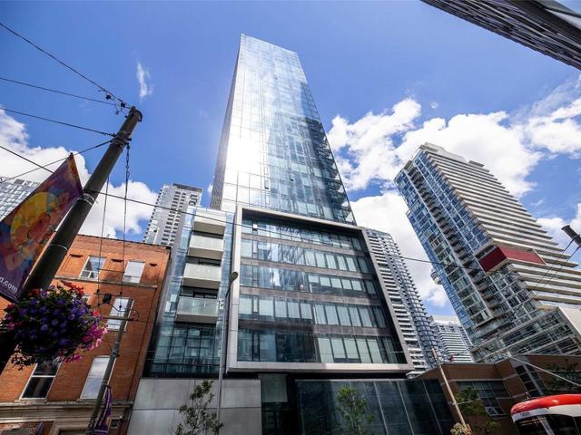 1404 - 11 Charlotte St