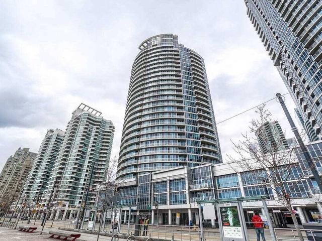 1003 - 218 Queens Quay