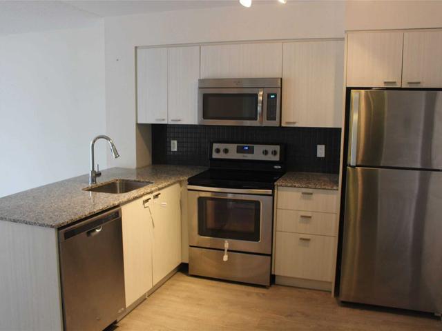 507 - 88 Sheppard Ave E