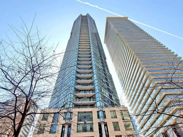 4501 - 45 Charles St E