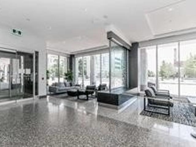 607 - 218 Queens Quay W