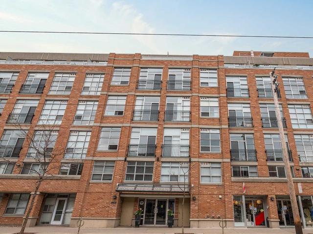 501 - 955 Queen St W