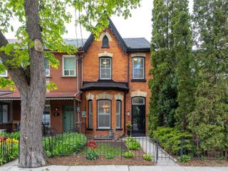 68 Brookfield St
