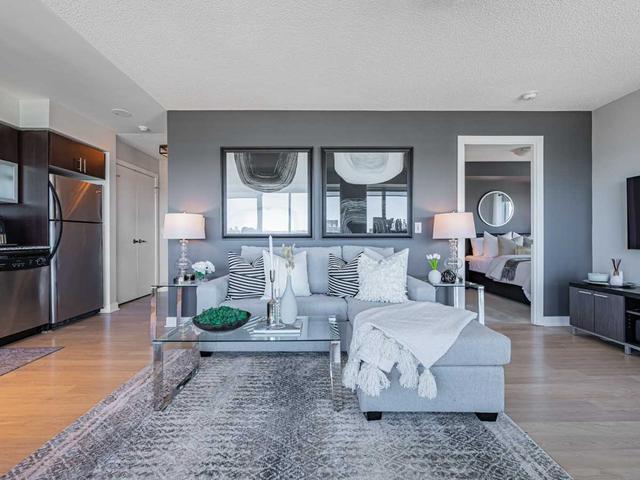 1504 - 80 Western Battery Rd