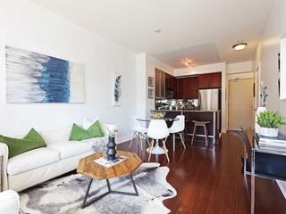 202 - 438 King St W