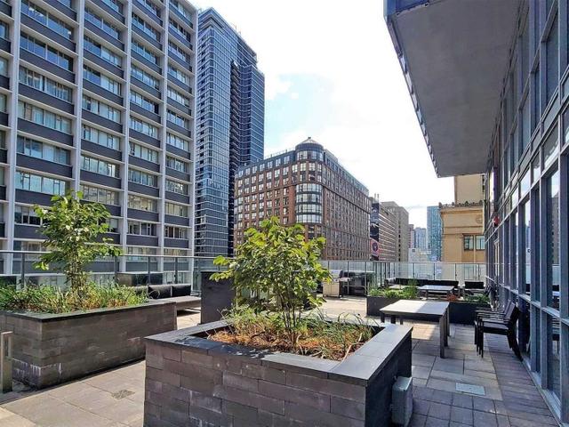 6308 - 7 Grenville St