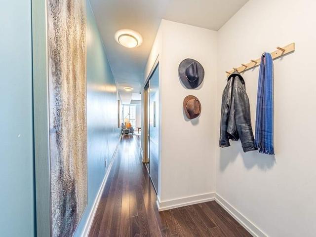 312 - 707 Dovercourt Rd