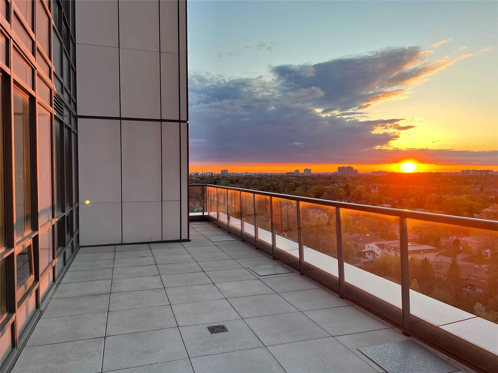 1709 68 Canterbury Pl, North York Terminated, C5240785 Condos.ca