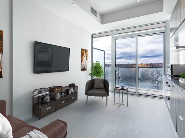 927 - 8 Hillsdale Ave E