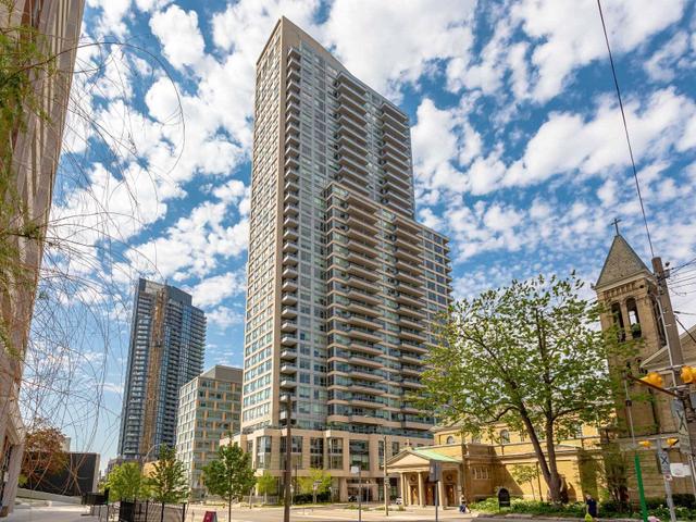 606 - 500 Sherbourne St