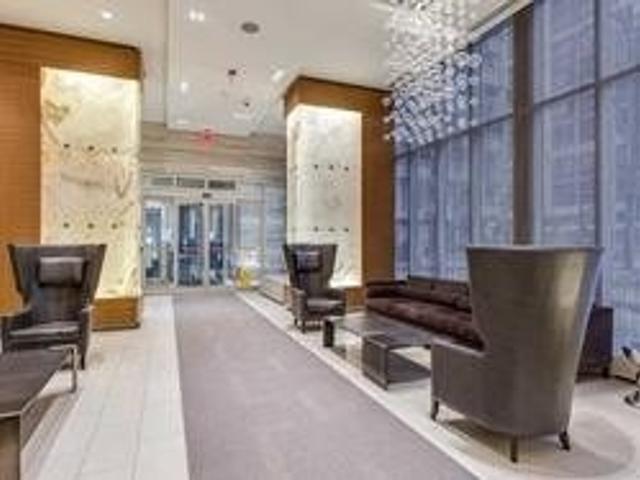 4309 - 300 Front St W