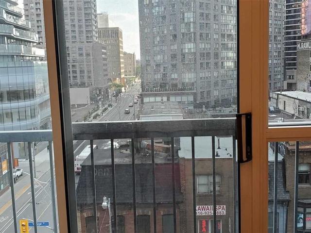 608 - 8 Wellesley St E