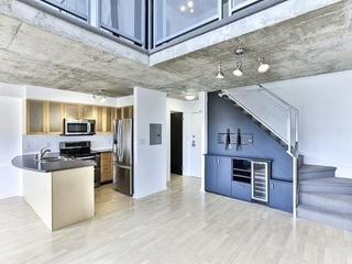416 - 800 King St W
