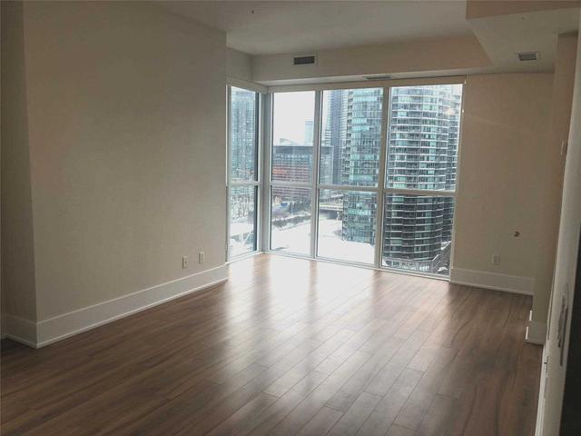 1612 - 300 Front St W