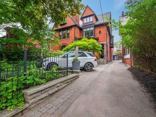 392 Brunswick Ave