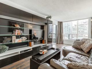 1204 - 92 King St E