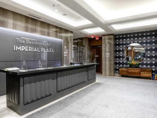 507 - 111 St Clair Ave W