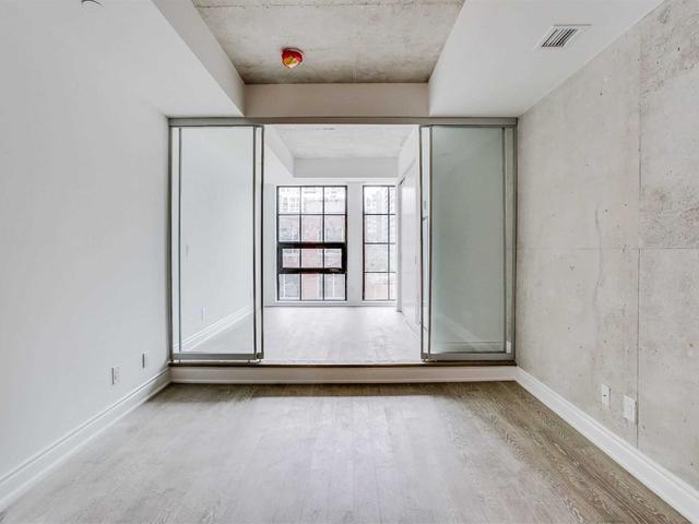 411 - 608 Richmond St W