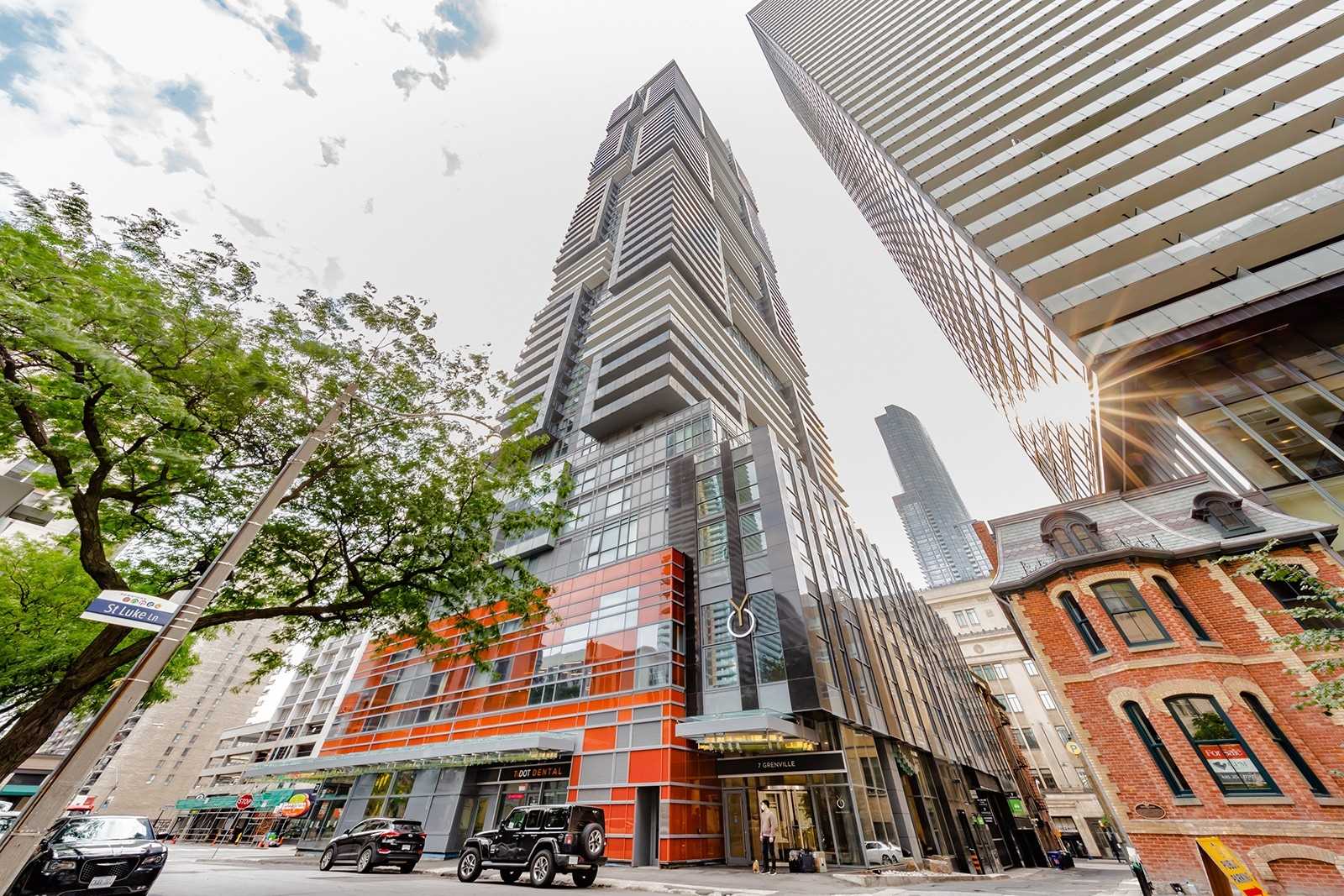 2712 7 Grenville St, Toronto Leased,