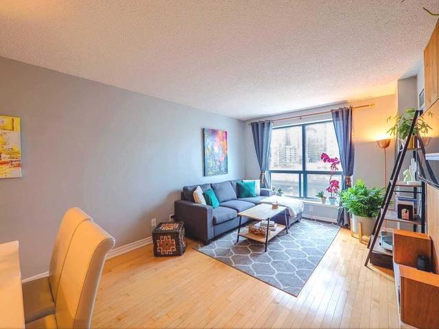 508 - 410 Queens Quay W