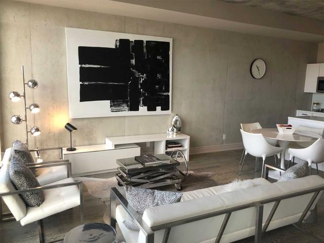 716 - 608 Richmond St W