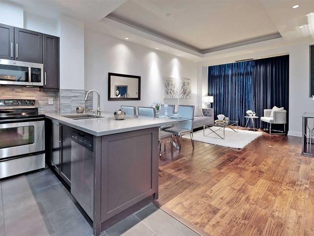 301 - 8 Wellesley St