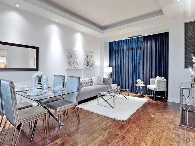 301 - 8 Wellesley St