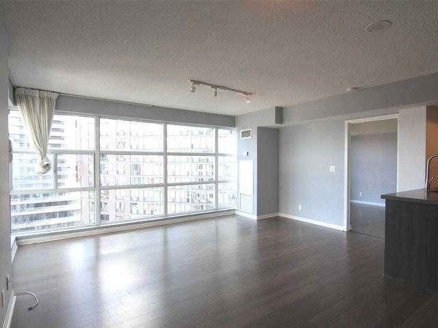 1612 - 11 St Joseph St