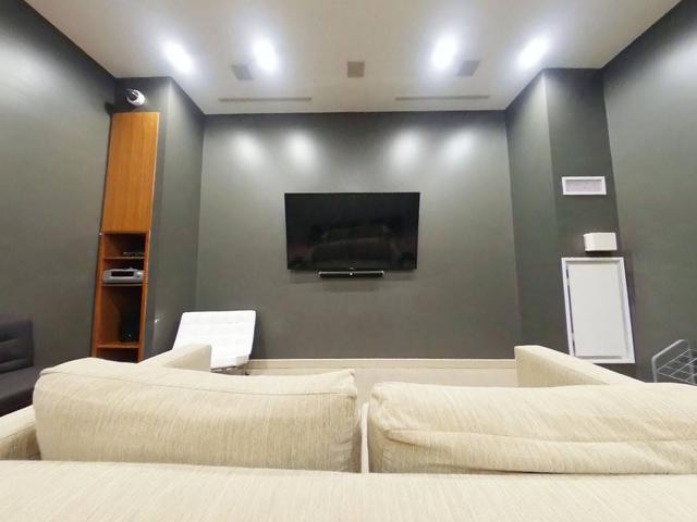 330 - 380 Macpherson Ave