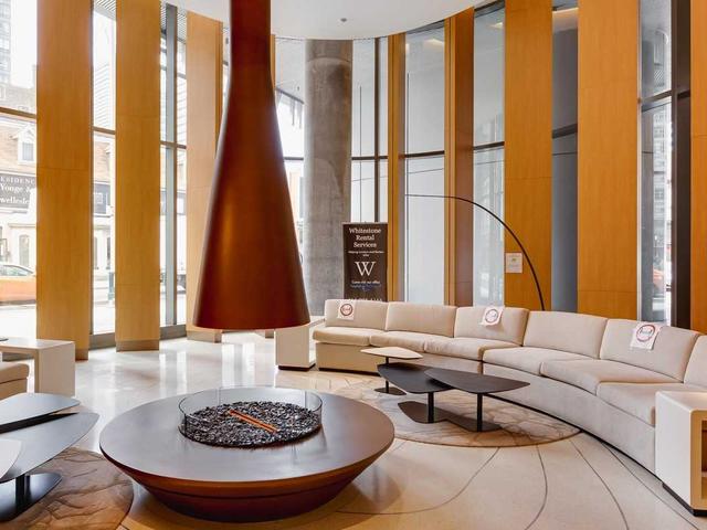 5210 - 11 Wellesley St W