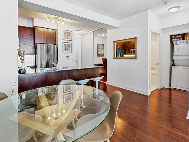 1303 - 38 The Esplanade Ave