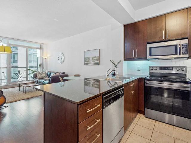 1303 - 38 The Esplanade Ave