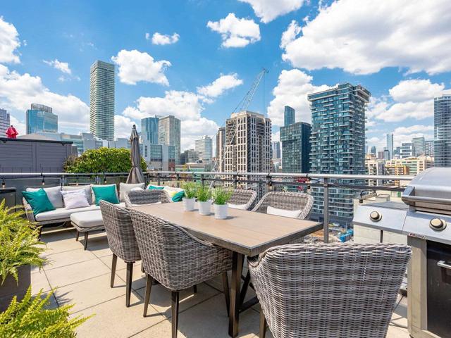 303 - 127 Queen St E