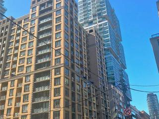 608 - 140 Simcoe St