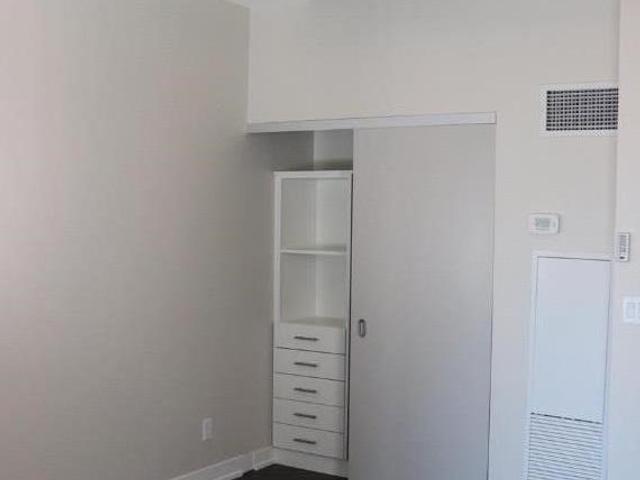 607 - 8 Gladstone Ave