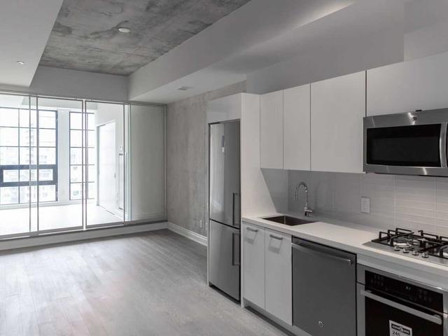 1014 - 608 Richmond St W