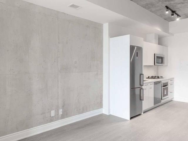 1014 - 608 Richmond St W