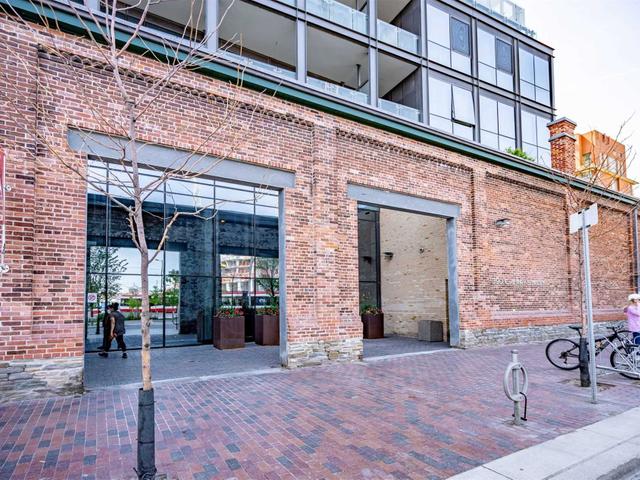 2410 - 390 Cherry St