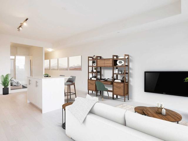 908 - 330 Richmond St W