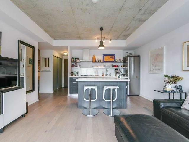 1114 - 461 Adelaide St W